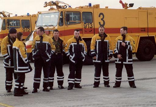 2001-02 Arie met FLO-3.jpg